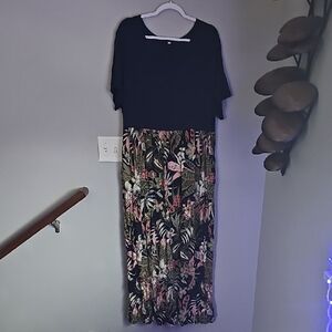 Showmall Womens Plus Sz Maxi Dress!! Sz 3x! Floral! Has POCKETS!